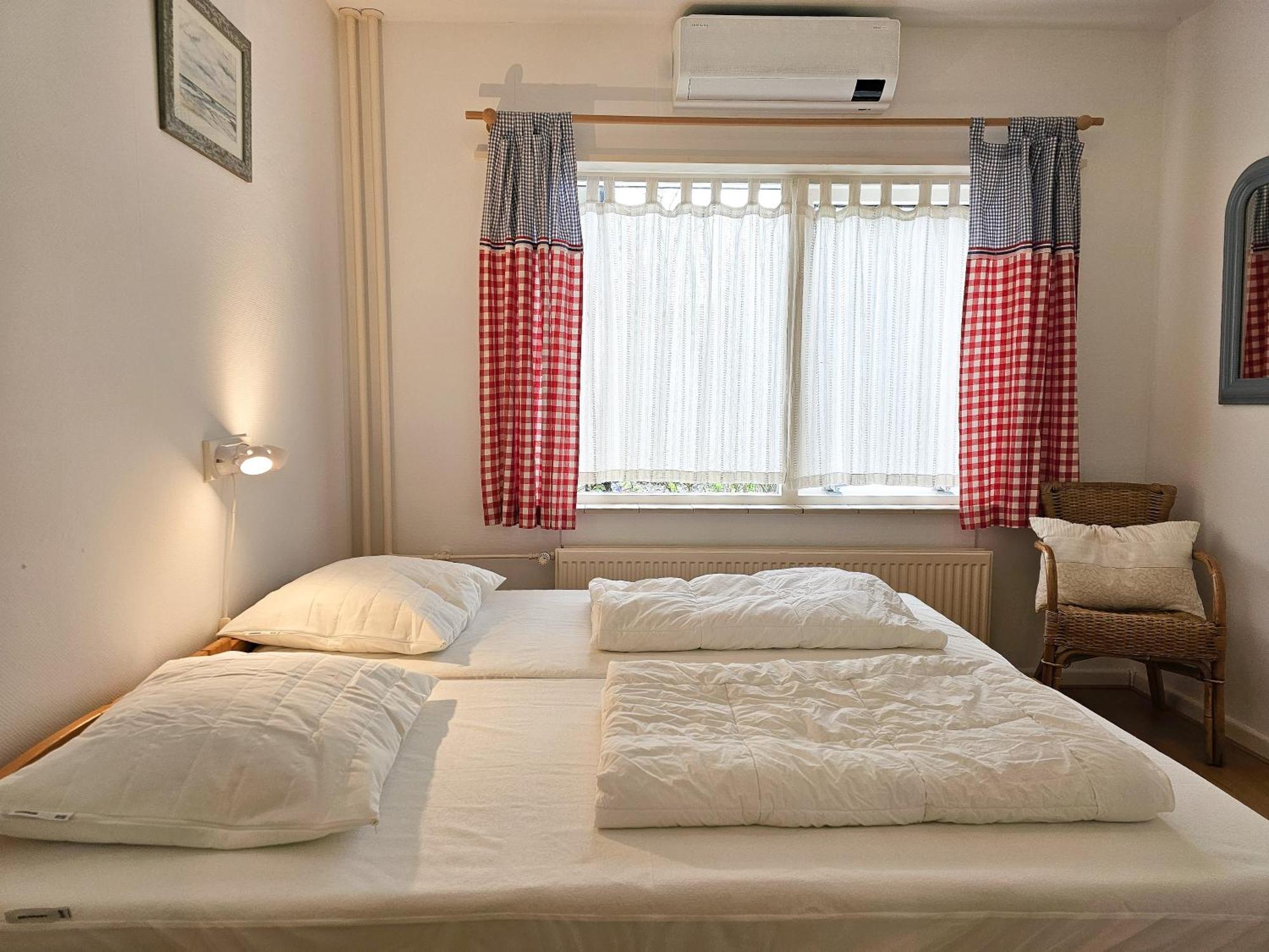 Vakantiewoning 'villa Asterlaan' Ok36